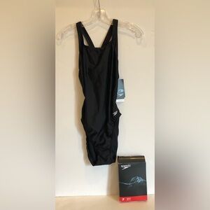 SPEEDO Women’s Pro LT SUPRO-A competitive swimsuit, Team Black, Size 12/38